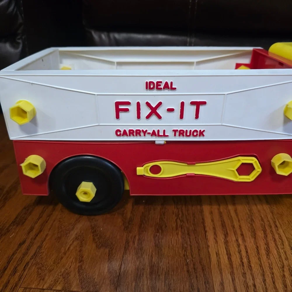 Vintage Ideal Fix-It Carry-All Truck‎ Yellow Red Polyethylene Toy 1950s 1960s